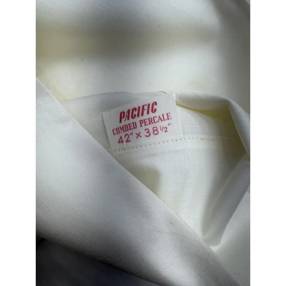 Pacific Percale Pillowcases‎ Set of 2 Mr & Mrs Embroidered Made in USA 42x38.5